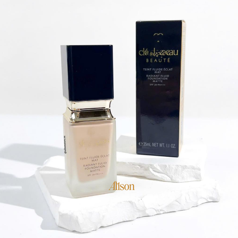 Cle De Peau Radiant Fluid Foundation Matte